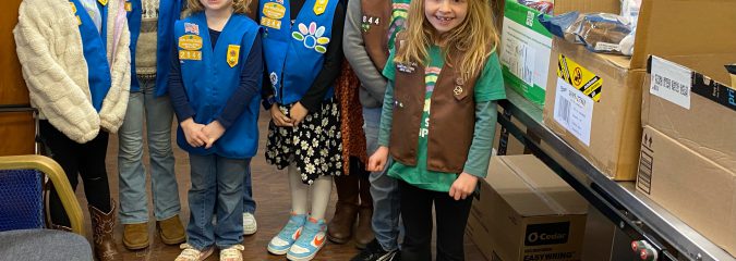 Sharon Springs Girl Scouts Collect Supplies and Food for Animal Shelter